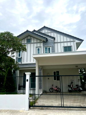 บ้านเดี่ยวให้เช่า : ให้เช่าบ้านเดี่ยว Villaggio 3 ศรีนครินทร์ – บางนา 4 ห้องนอน พร้อมเฟอร์นิเจอร์