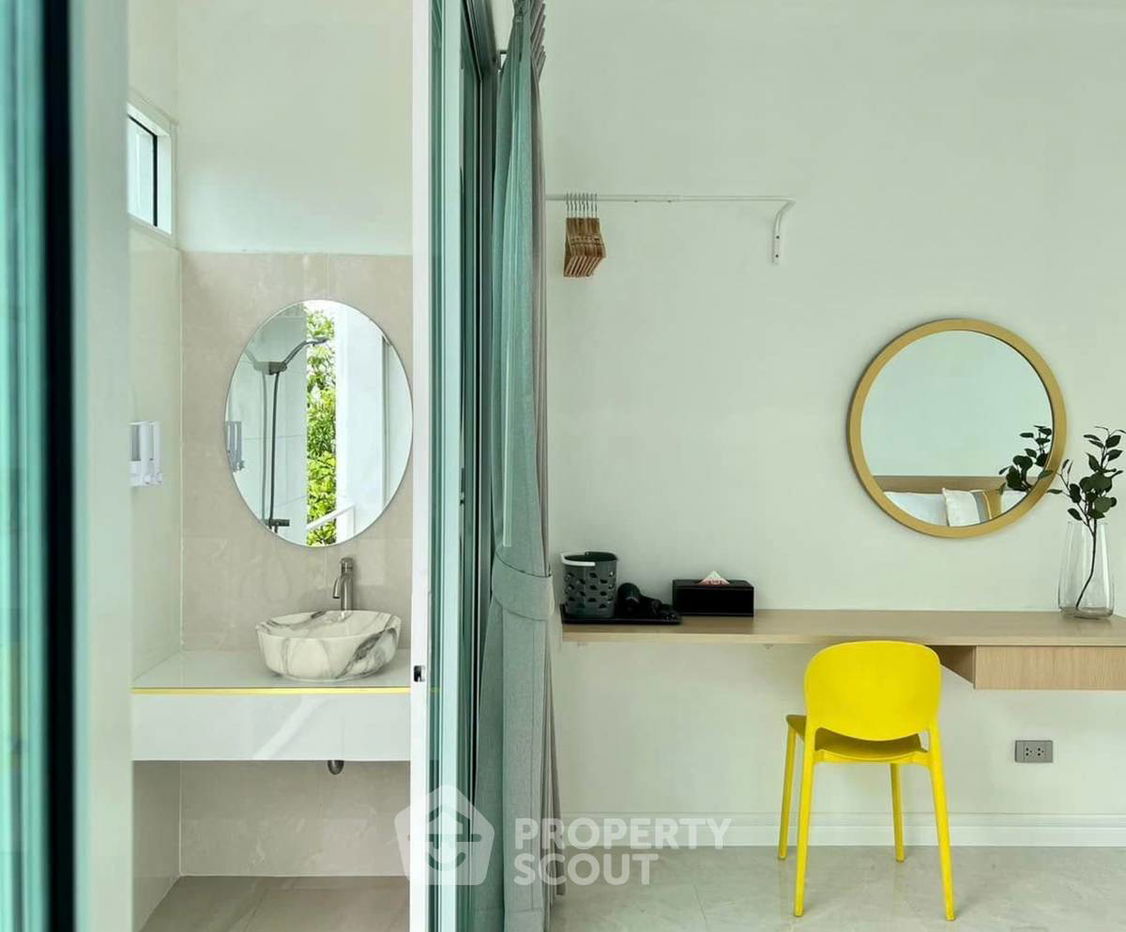 picture 5-BR House in Lam Prathew (ID 2029889) - 12/14