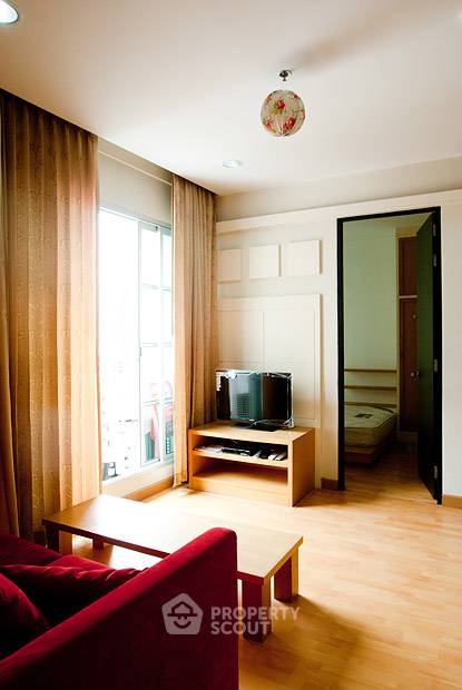 picture 2-BR Condo at Citi Smart Sukhumvit 18 near BTS Asok (ID 884338) - 19/24