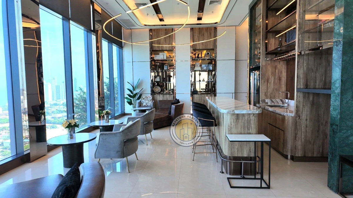 picture Once Condo Pattaya near Terminal 21 - 3/23