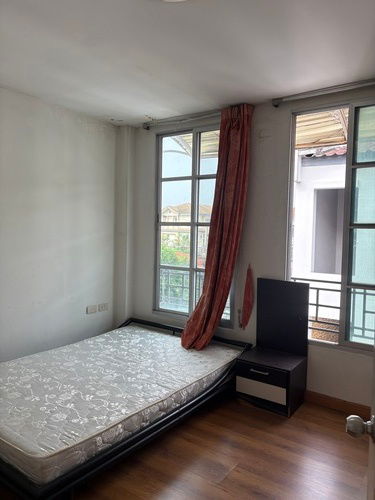 รูป ให้เช่าทาวน์โฮม 3 ชั้น ม.บ้านกลางเมือง โยธินพัฒนา–ลาดพร้าว ใกล้เซ็นทรัลอีสต์วิลล์ เลียบด่วนรามอินทรา 00072 - รูปที่ 11/12