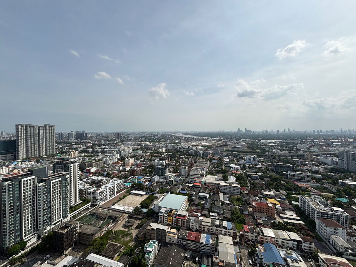 picture Condo for rent The Line Sukhumvit 101, 1 bedroom, 1 bathroom, size 33 sqm. Price 19,000 baht per month, next to Sukhumvit Road, near BTS PUNNAWITHI. - 8/10