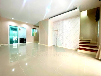 Townhouses for sale : 🚩 For Sell Town house VISION SMART LIFE BANGPLU MRT STATION - RATTHANATHIBET 3-story 3 bedroom 3 bathroom