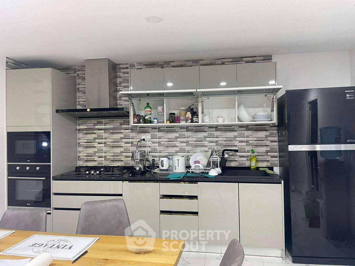 รูป วิลล่า 6-ห้องนอน ใกล้ ถนนพระตำหนัก พัทยา (ID 2229652) - รูปที่ 24/24