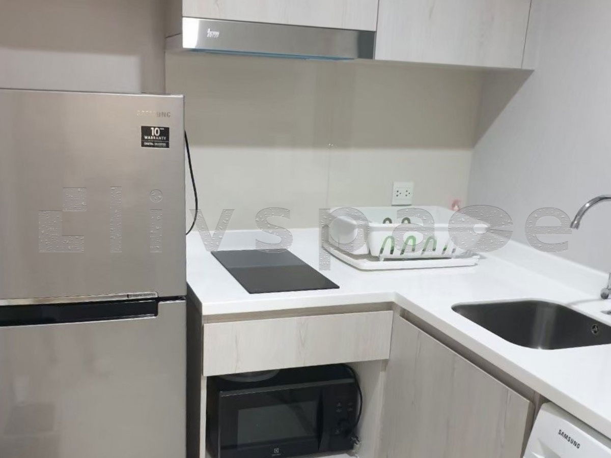 picture [L250729013] For Rent Life One Wireless | Bedroom | Size 35 sq.m. | Special Price | Ready to Move In - 4/5
