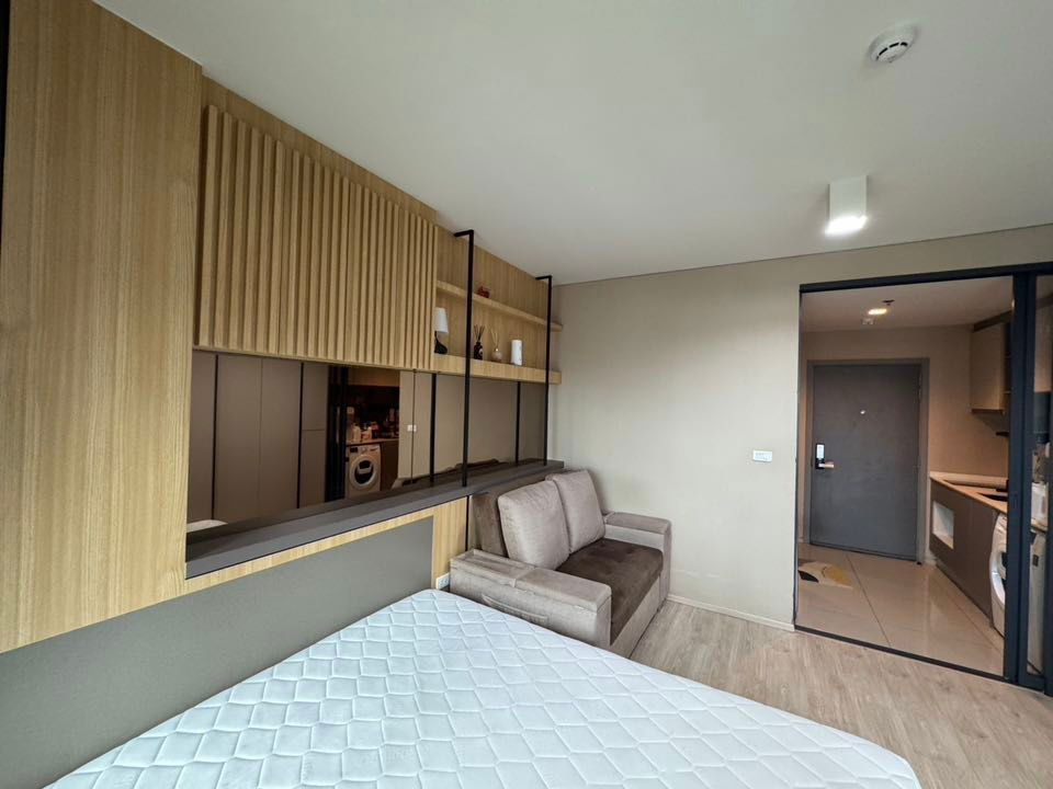 picture WS1790 🔥🔥 IDEO Sathorn - Wongwian Yai for rent, best view in the project! Just a few steps from BTS Wongwian Yai, only 15,500 baht/month. - 10/14