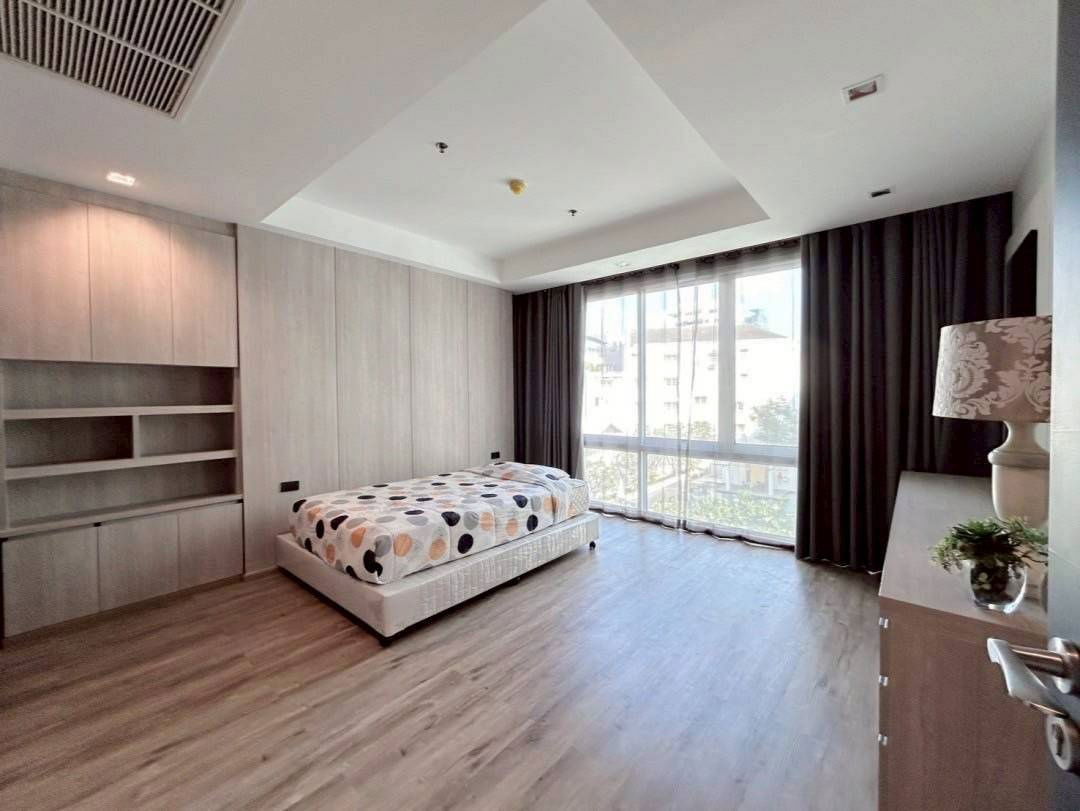 รูป Belgravia Residences (เบลเกรเวีย เรสซิเดนซ์)   4 ห้องนอน 5 ห้องน้ำ ขนาด 295 ตรม ชั้น 4 - รูปที่ 11/19