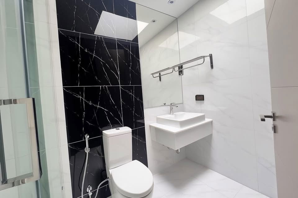 รูป ขาย ทาวน์โฮม4.5 ชั้น The Park Lane Sukhumvit 105-Lasalle 24 : เดอะ พาร์ค เลน สุขุมวิท 105-ลาซาล 24 พร้อม furniture และ เครื่องใช้ไฟฟ้า - รูปที่ 17/25