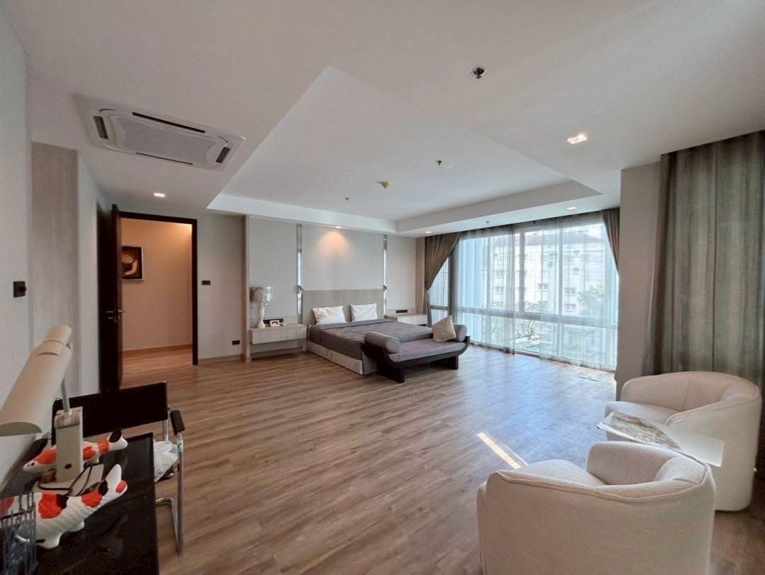 รูป Belgravia Residences (เบลเกรเวีย เรสซิเดนซ์)   4 ห้องนอน 5 ห้องน้ำ ขนาด 295 ตรม ชั้น 4 - รูปที่ 13/19