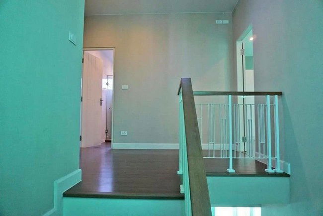picture svs029 Single house for rent in Burasiri Wongwaen On Nut, Soi Jemo King Kaew 25/1, fully furnished. - 11/19