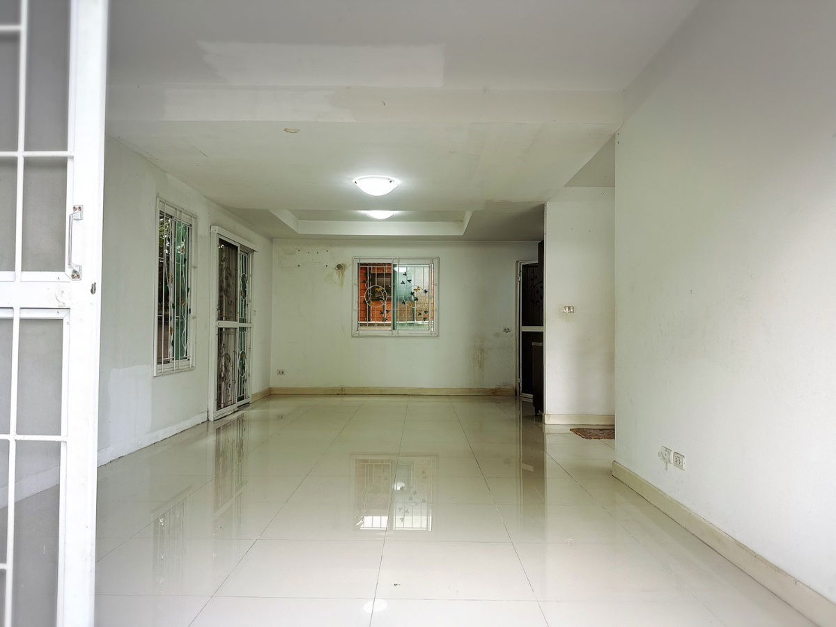 picture House for Sale at PRUKSA VILLAGE THE SEASON ROMKLAO - LADKRABANG (SA6807016) - 5/10