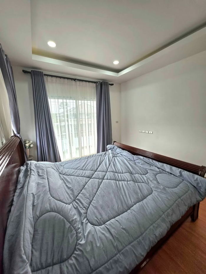 picture UK01-326 Single house for rent in Manirin Village, Nong Yai Bu: 3 bedrooms, parking for 2 cars, 25,000 baht/month, ready to move in. - 14/25