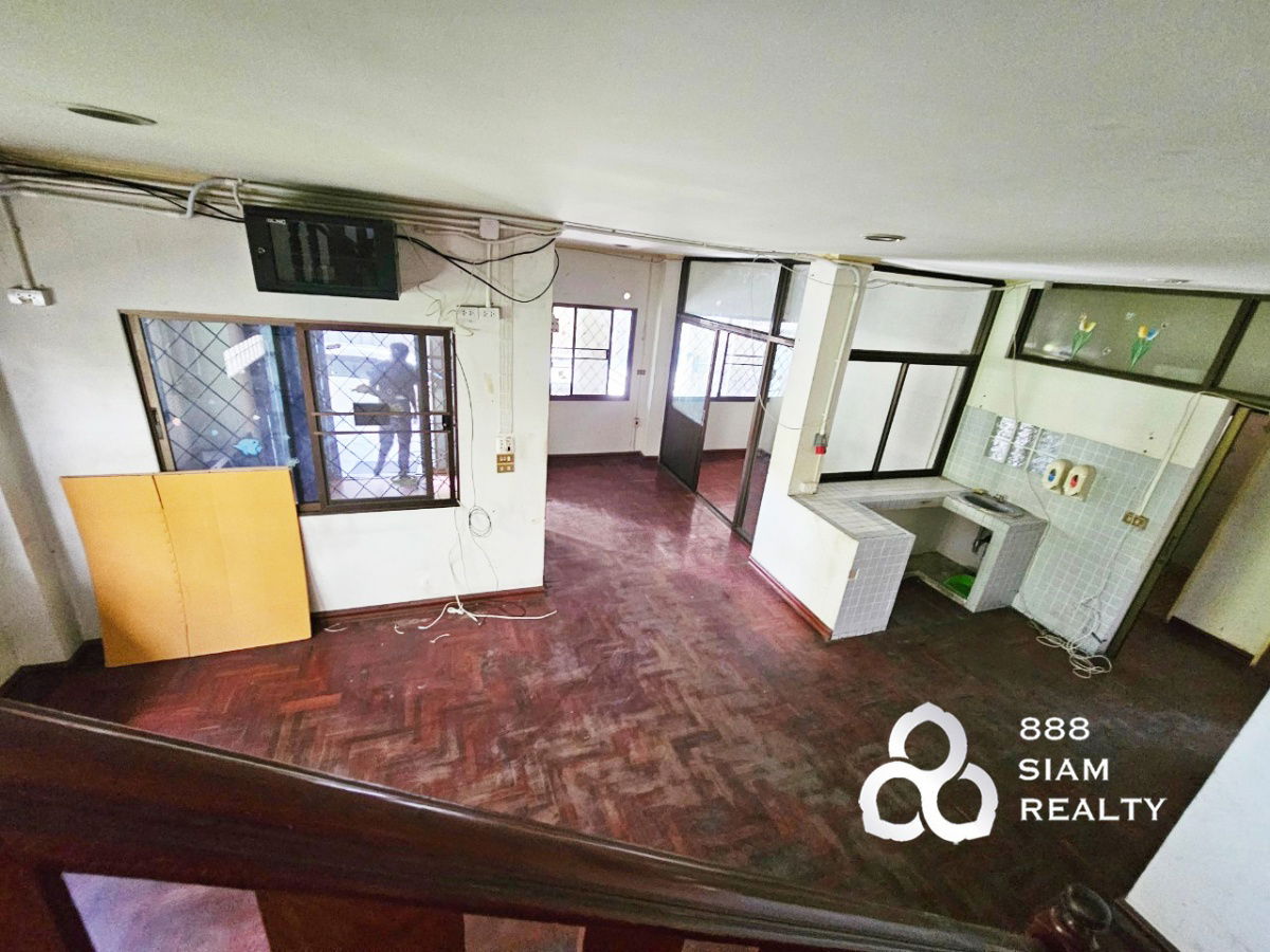 รูป ขาย /เช่า บ้าน เอกมัย 22  ติดถนนซอย ทะลุ ระหว่าง เอกมัย 22 - ปรีดีย์ 41  - รูปที่ 9/12
