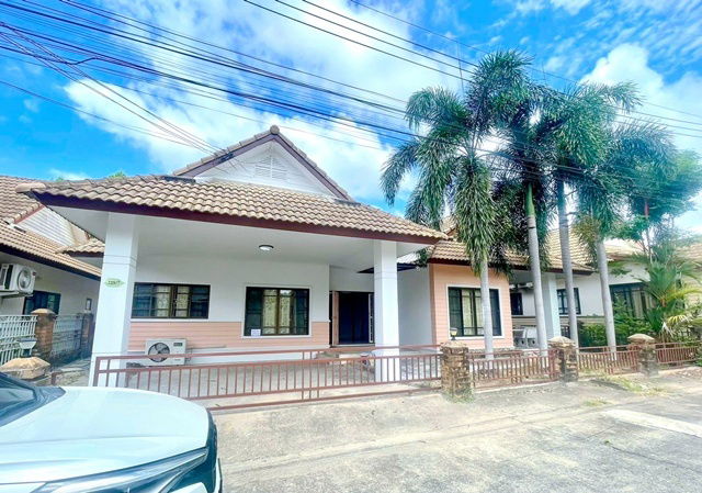 picture with furniture appliances 3 bed Thapma Lotus Rayong Town 1.7km. Mansion house for rent 84sq.w. 284sq - 1/8