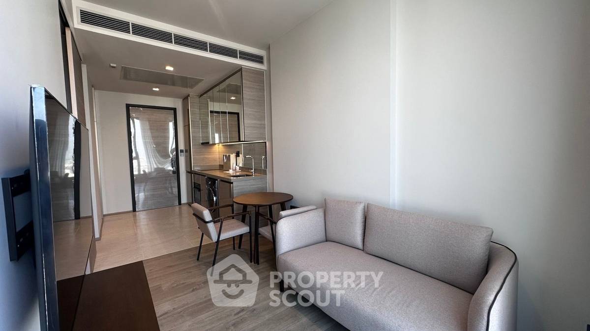 picture 1-BR Condo at The Crest Park Residences near MRT Phahon Yothin (ID 2057967) - 4/6