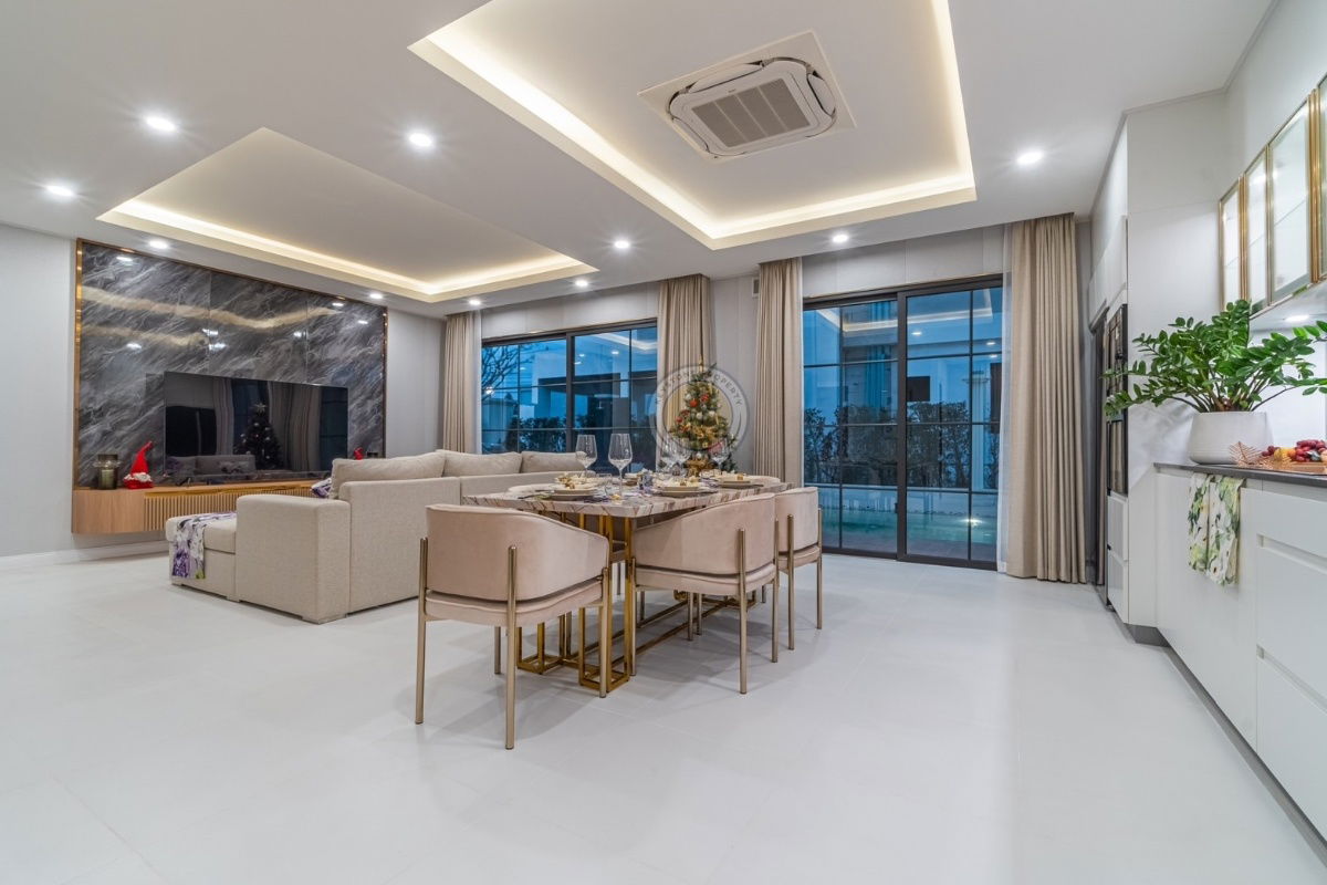 รูป Brand-new Luxury 4+1 bedroom pool-villa  - รูปที่ 12/24