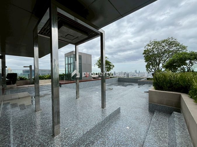 The Bangkok Sathorn