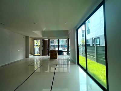 Houses for sale อนุสรณ์สถานแห่งชาติ : 🎉 For Sell House NUE CONNEX HOUSE DONMUEANG 3-story 3 bedroom 4 bathroom