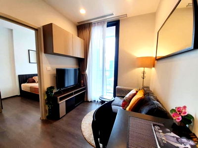 คอนโด พร้อมพงษ์ : OKA HAUS Sukhumvit 36 | Near BTS Thonglor