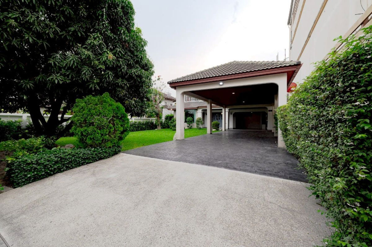 picture For Sale House New Renovate  New Renvate Sukhumvit 101 (BTS Punnawithi)  - 2/16