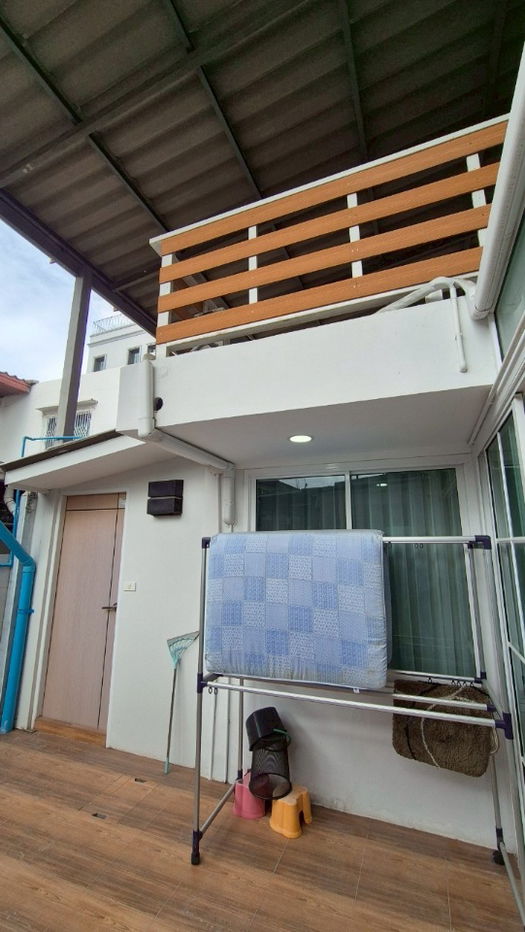 picture Townhouse for sale next to The Central Phaholyothin - 10/24