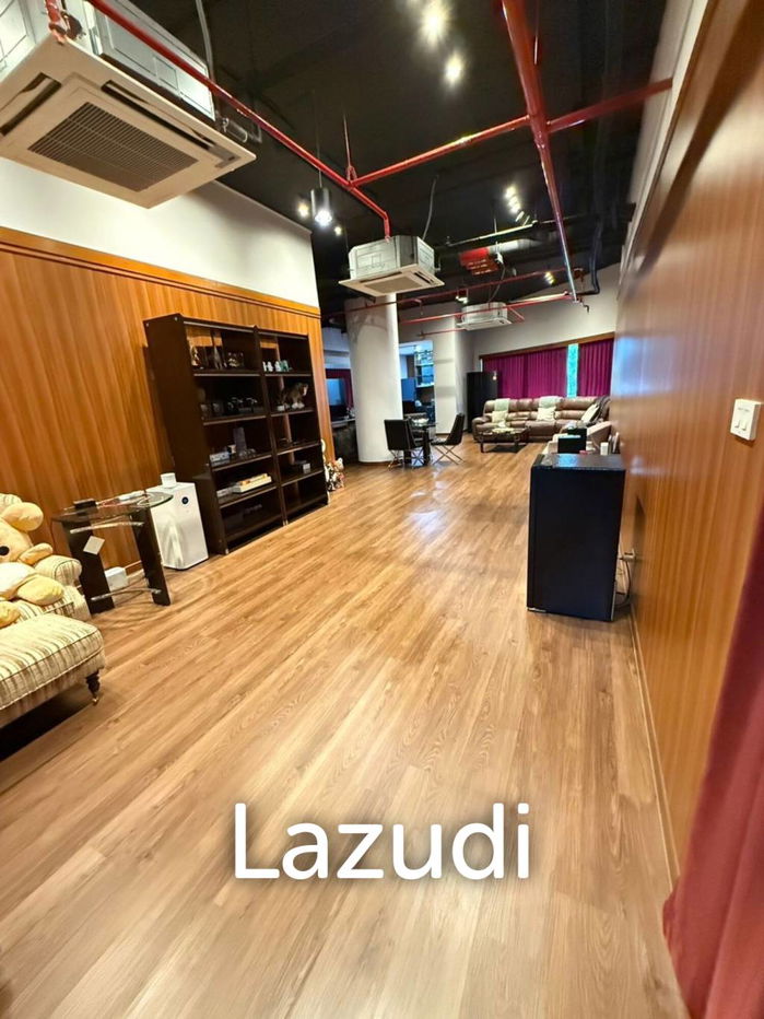 picture 2 Bed 3 Bath 332 SQ.M Condo For Sale at Moon Tower - 2/5