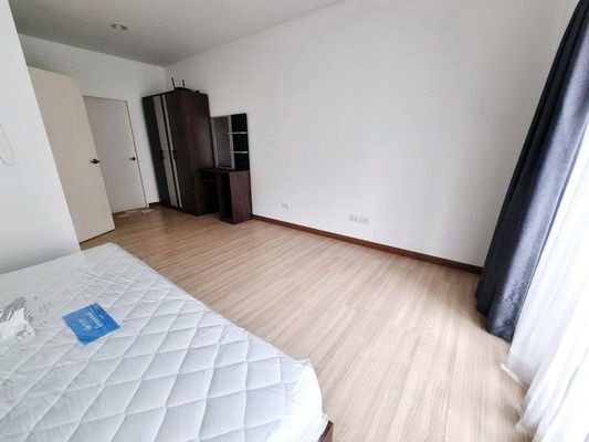 picture FOR RENT BAAN KLANG MUANG KALLAPAPHRUEK / 3 bedrooms 3 bathrooms / 17 Sqw. 165 Sqm. **27,000** CLOSE TO SEACON SQUARE BANGKAE - 7/14