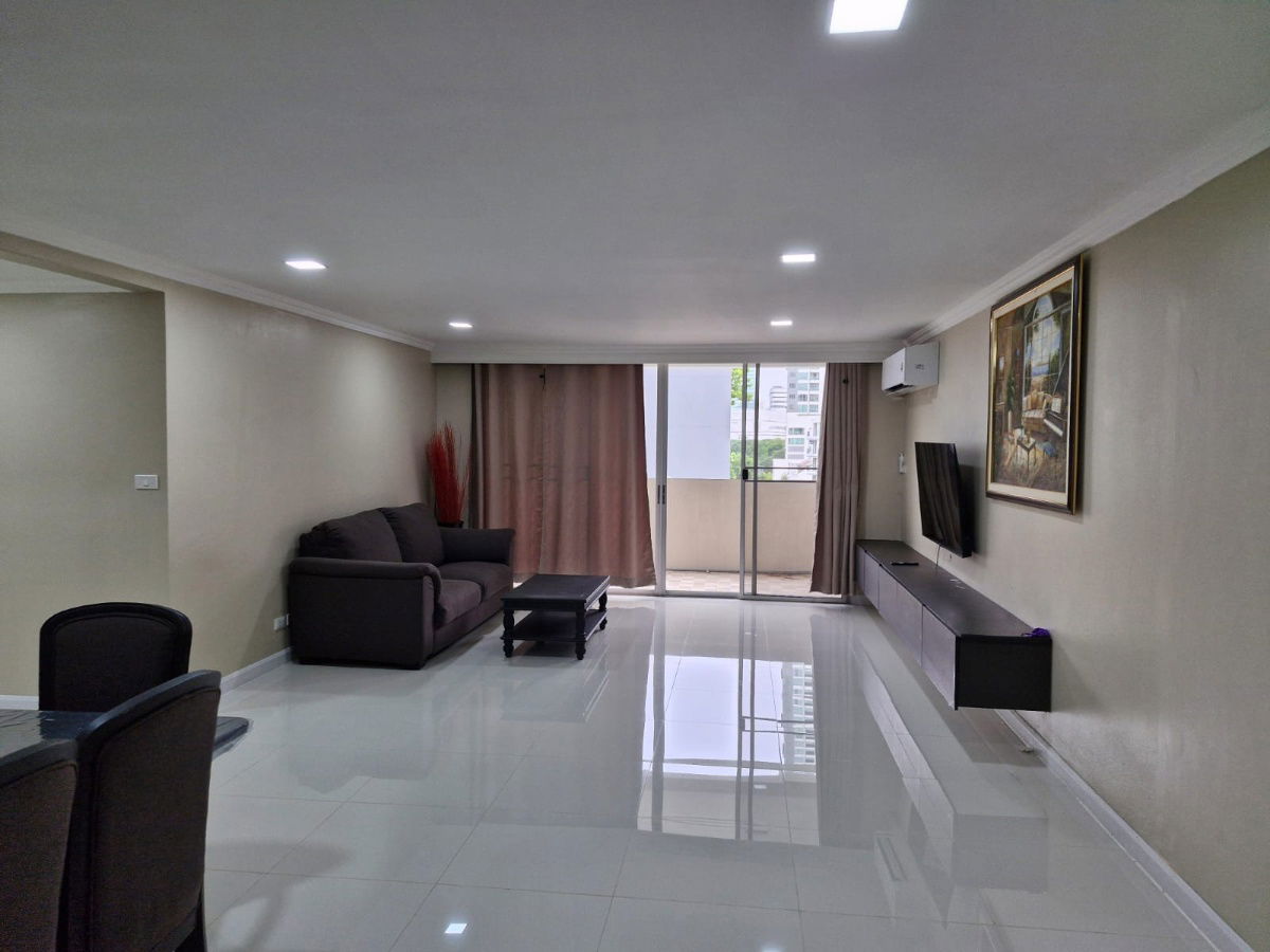 รูป Condo for Rent DS Tower 2 Sukhumvit Soi 39 3 Bedrooms 150 Sq 7 Floor  - รูปที่ 30/32