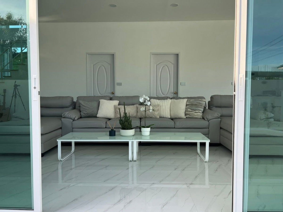 picture #R5365  Single house for rent  Soi Lat Krabang 1 - 6/22