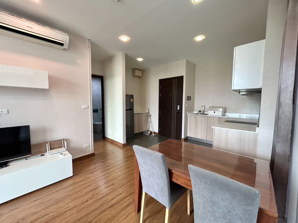 picture FOR RENT : STYLISH CONDO 1 BED NIMMAN :Tel. 082-389-9314 (Khun Boo) // Line ID: bubiezq - 2/21