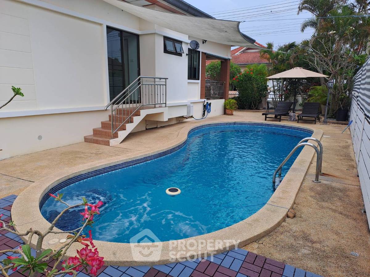 รูป วิลล่า 3-ห้องนอน ใกล้ บ้านศิลปินหัวหิน (ID 2052879) - รูปที่ 1/21