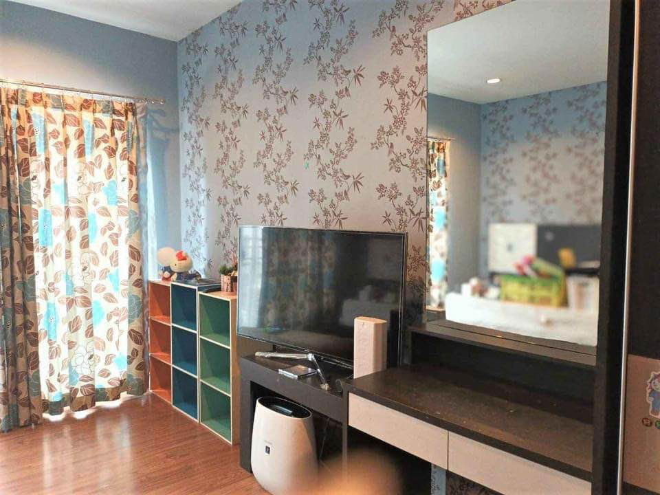 picture House for rent BannKlangMueng Ladprow71 pls call 0996545197 - 4/16