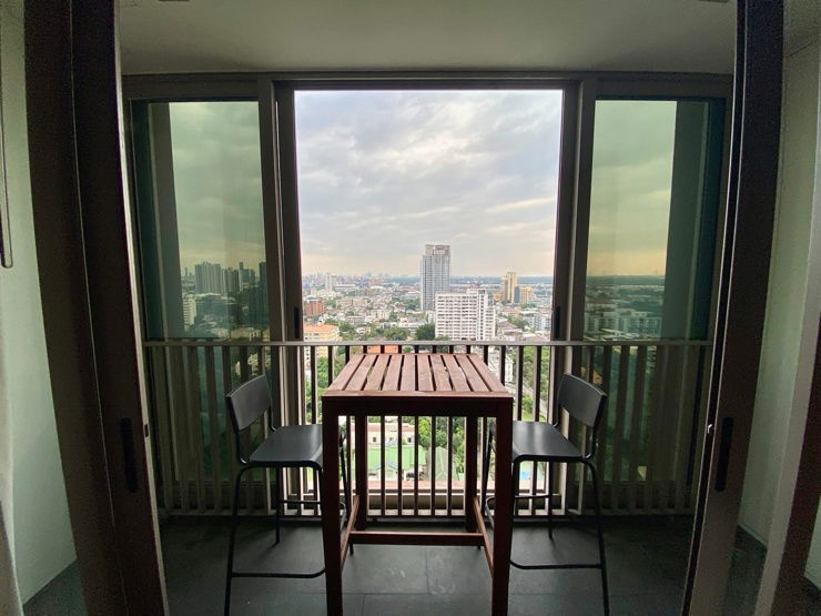 picture #Z1662 Condo for rent: Ashton Morph 38 - 8/12