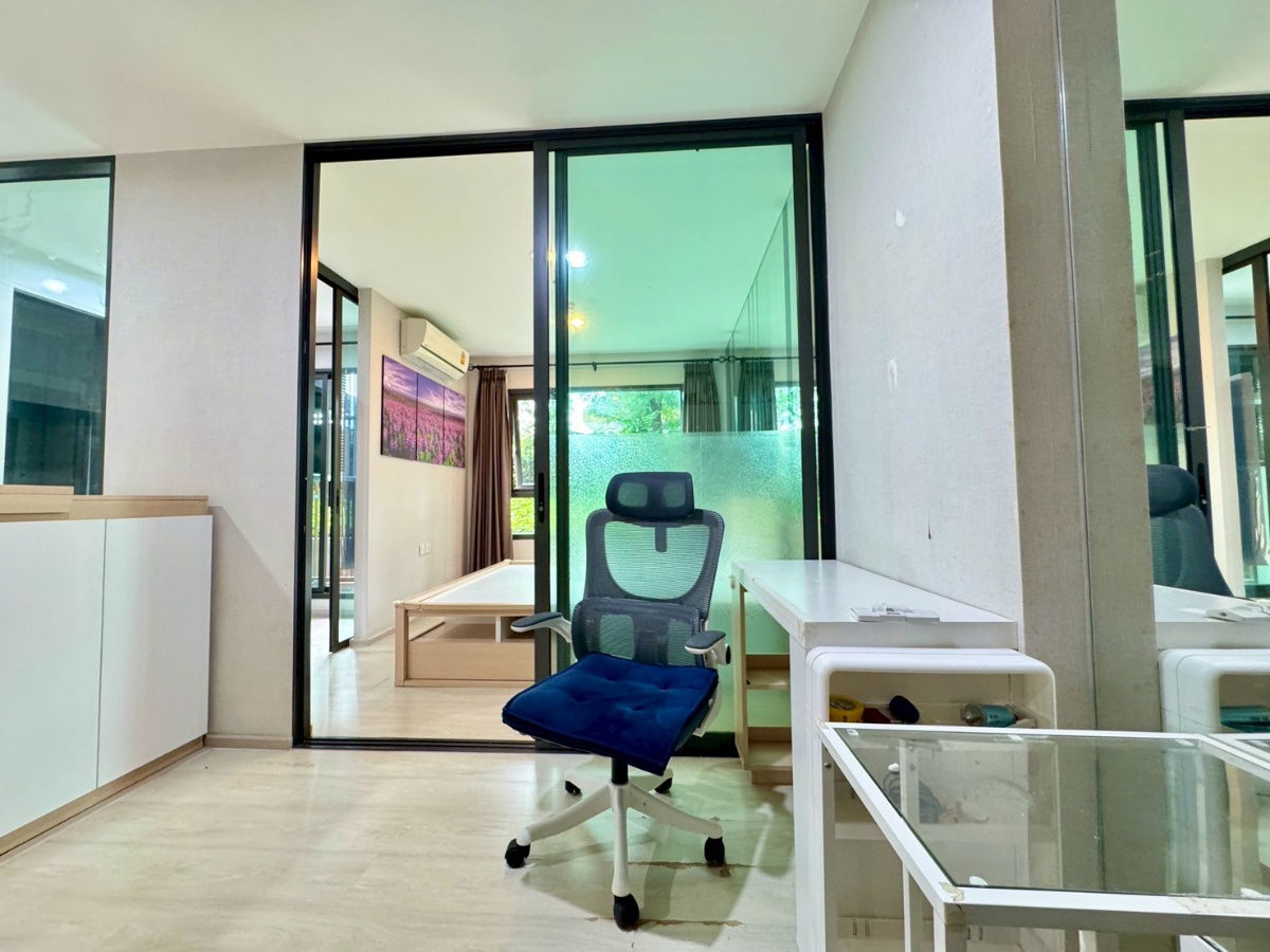 picture For Sale: Life Pinklao Condominium 1 Bedroom | 35.08 sq.m. | 5th Floor Excellent Condition – Never R'ented Out Fully Furnished with Appliances - 23/24