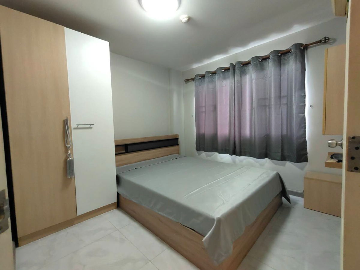 picture Lumpini Condo Town Bodindecha - Ramkhamhaeng for rent - 4/14
