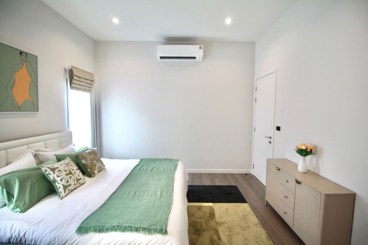 picture Code: KJ7944  for rent Setthasiri Bangna Km. 10 - 5/25