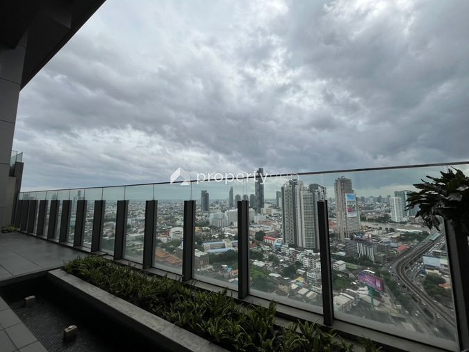 The Bangkok Sathorn