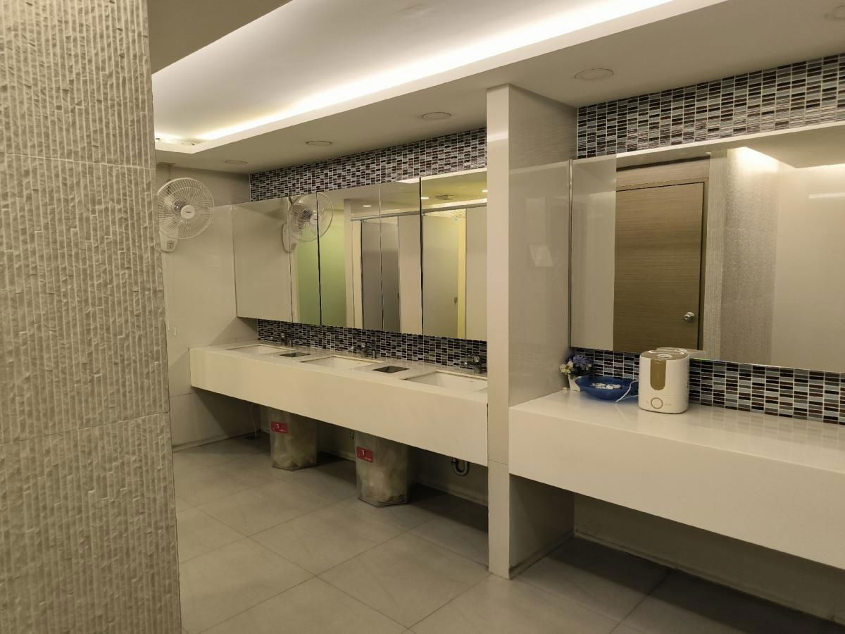 picture The Trendy Condominium Soi Sukhumvit 13    45 sq m  Studio, 1 bathroom  12th floor - 14/23
