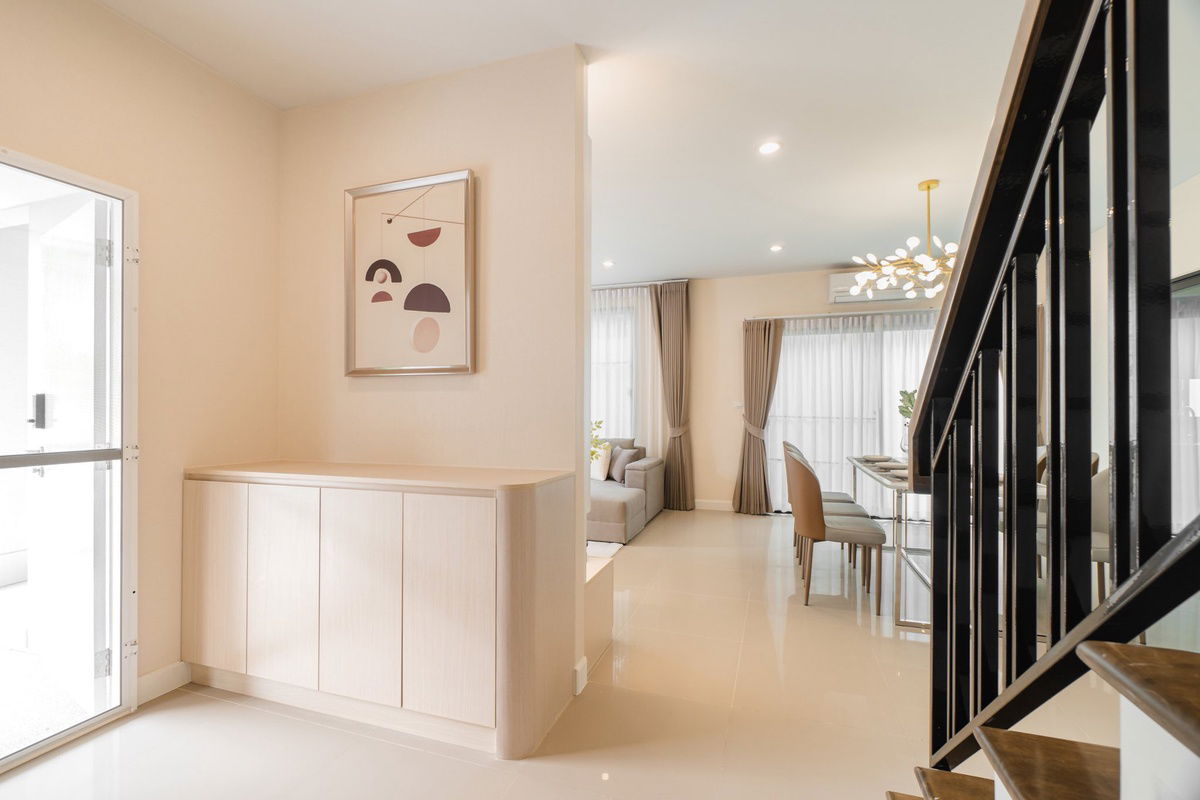 รูป 🏡😊 เช่าบ้านเศรษฐสิริ พัฒนาการ 87 ตกแต่งสวย หลังริม เงียบสงบ พร้อมเข้าอยู่ - รูปที่ 3/5