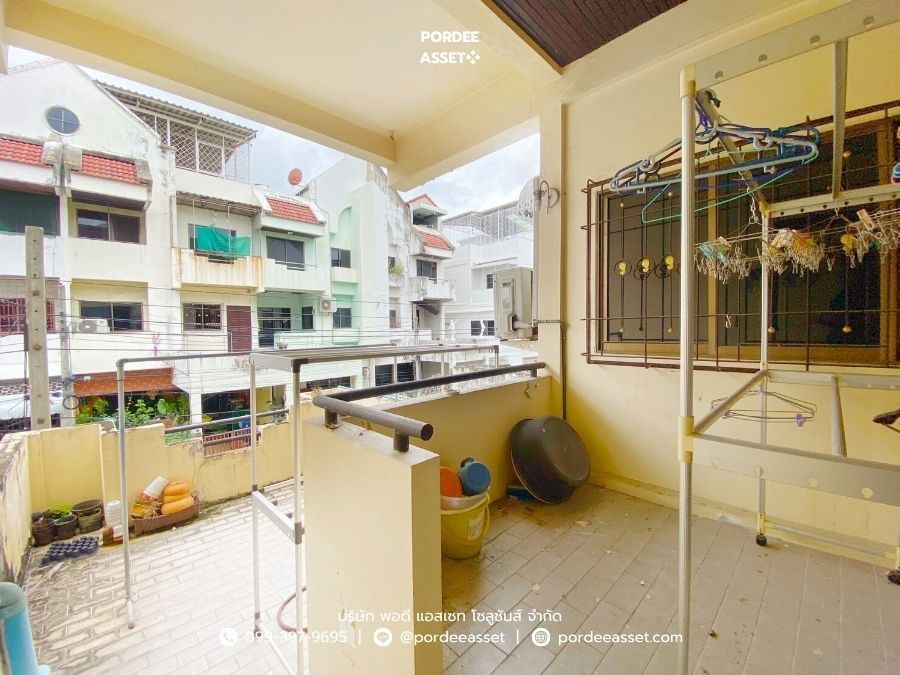 รูป ขายด่วน !! ทาวน์เฮ้าส์ 3 ชั้น หมู่บ้านรัชดา อาคาเดียน : Ratchada Arcadian บางบอน บางขุนเทียน ติดถนนกาญจนภิเษก ใกล้ทางด่วน  - รูปที่ 10/26