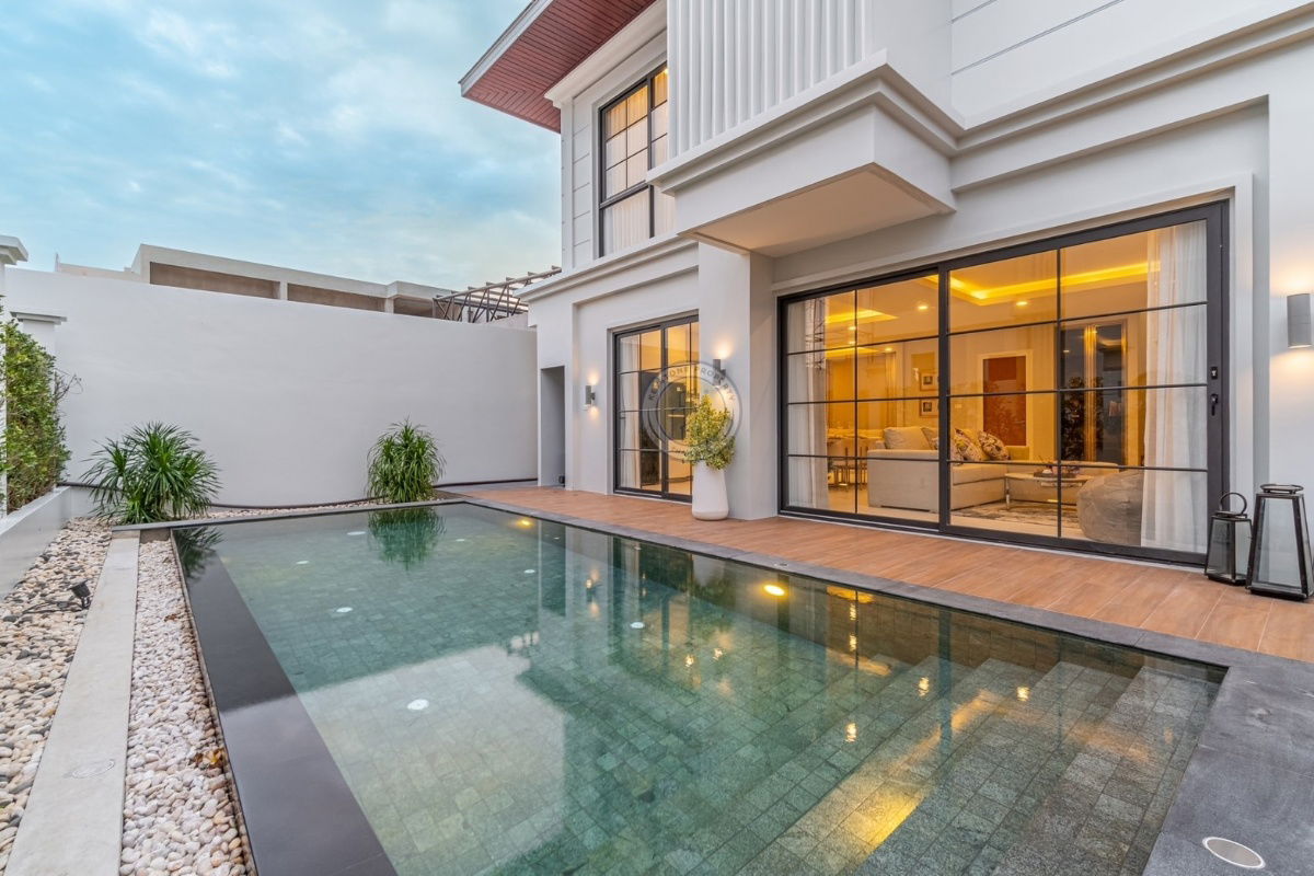 รูป Brand-new Luxury 4+1 bedroom pool-villa  - รูปที่ 3/24