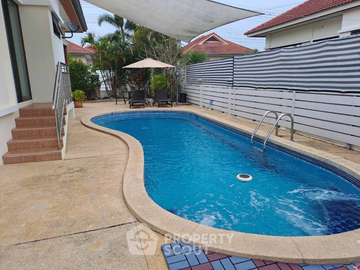 รูป วิลล่า 3-ห้องนอน ใกล้ บ้านศิลปินหัวหิน (ID 2052879) - รูปที่ 2/21