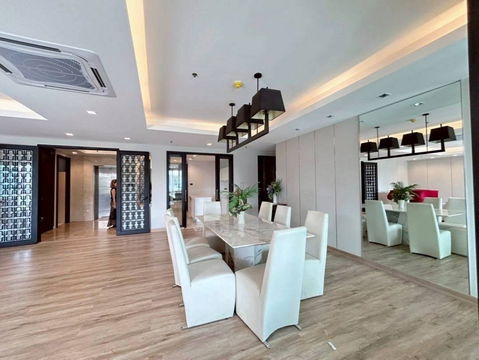 Belgravia Residences (เบลเกรเวีย เรสซิเดนซ์)   4 ห้องนอน 5 ห้องน้ำ ขนาด 295 ตรม ชั้น 4