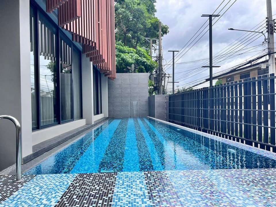 รูป ขาย ทาวน์โฮม4.5 ชั้น The Park Lane Sukhumvit 105-Lasalle 24 : เดอะ พาร์ค เลน สุขุมวิท 105-ลาซาล 24 พร้อม furniture และ เครื่องใช้ไฟฟ้า - รูปที่ 20/25