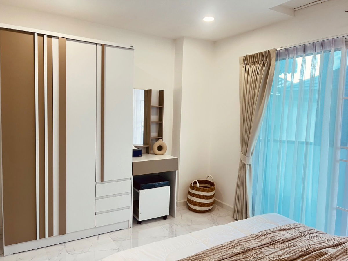 picture For Sale: Lanna Condo 1 Bedroom  1 Bathroom  28 sq.m.  3rd Floor Near Lanna Hospital (ID:1148CS) - 5/11