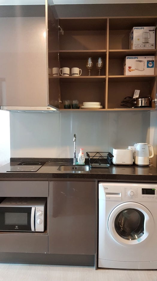 picture For rent !!!  Rhythm Asoke1  ** 29K. per month **  42 sq.m. 2Beds 1Bath  27th Floor - 4/4