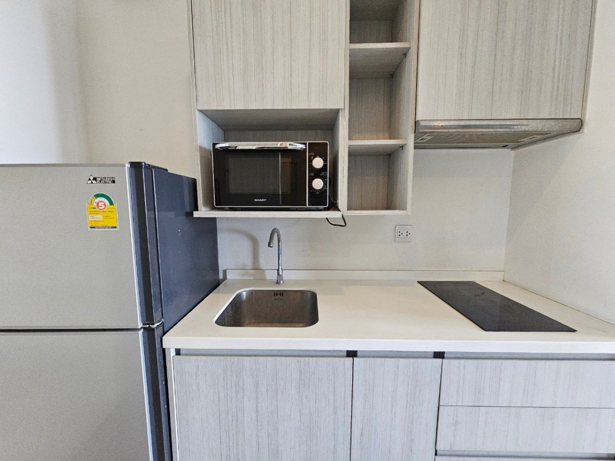 picture For rent : Notting Hill Laemchabang-Sriracha 8,500 baht. - 7/11