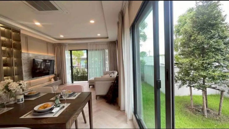 picture Centro Bangna 4 bedrooms, 5 bathrooms and maid's room - 2/10