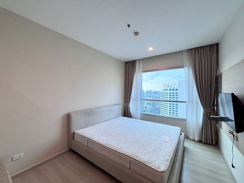 picture 💗✨ Life Ratchadapisek Condo FOR RENT Ready to Move In ✨💗 - 4/11