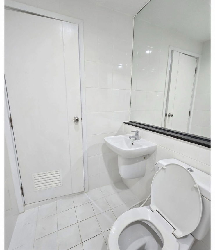 picture #Z1649 Condo for rent at The Tree Interchange - 8/9